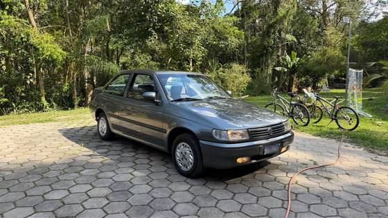VOLKSWAGEN LOGUS 1.8 GLS 8V GASOLINA 2P MANUAL